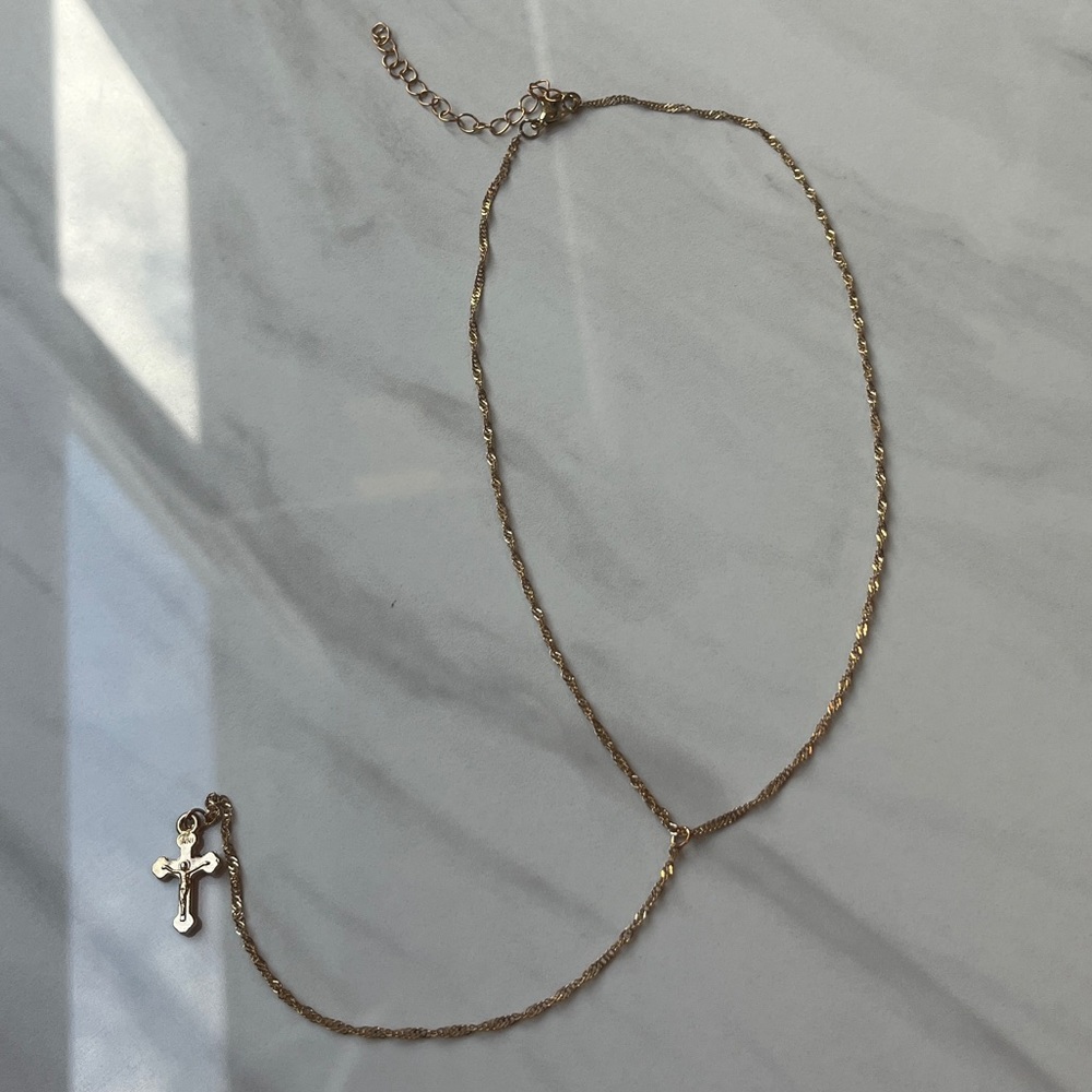 Cross gold chain necklace
